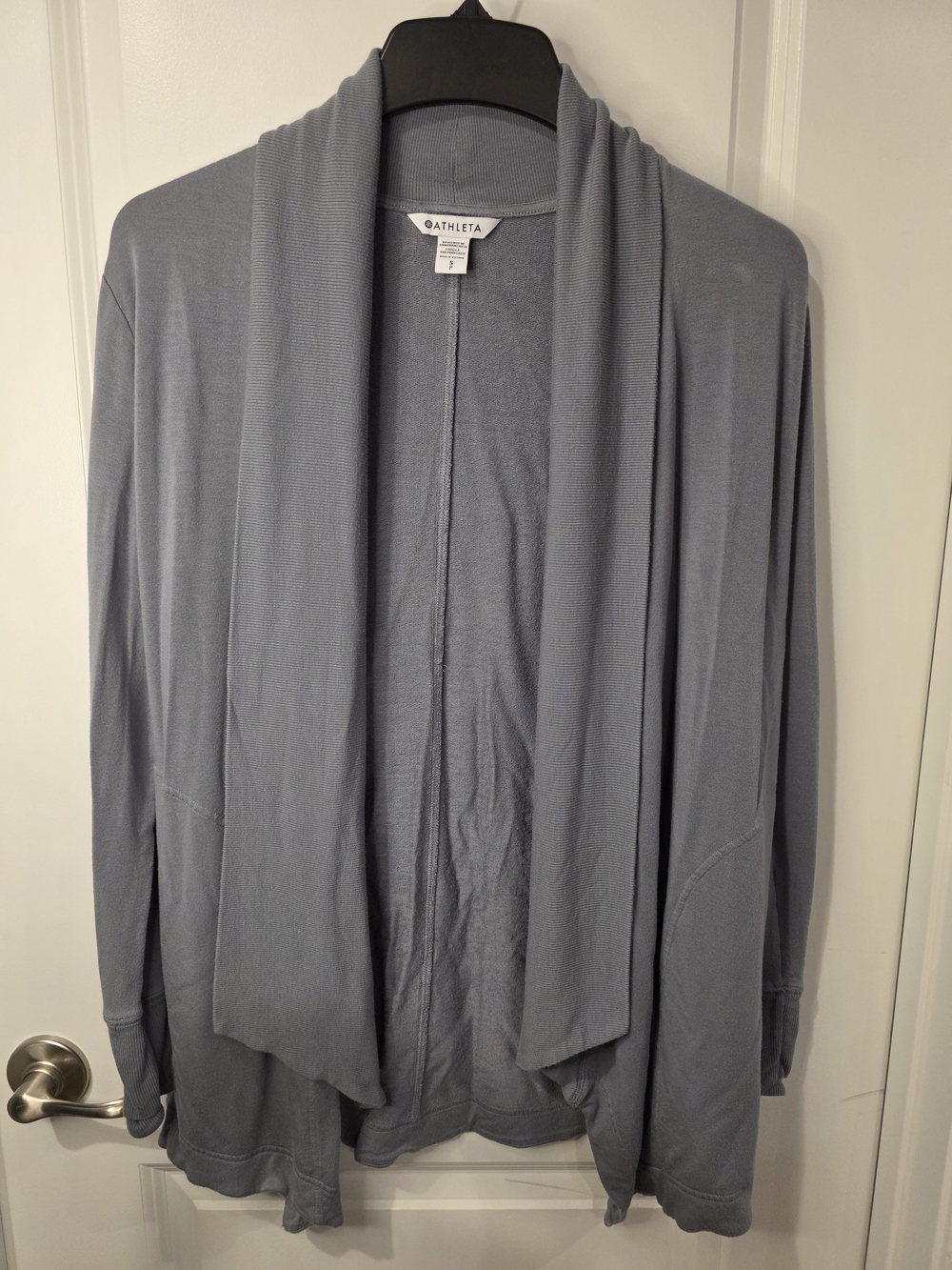 Athleta Pranayama Restore Wrap